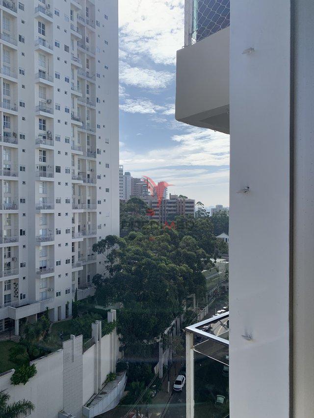 Vendemos no Morumbi apartamento com 116 mts2. 3 Quartos e 2 Vagas de Garagem Rua Charles Spencer Chaplin São Paulo - 