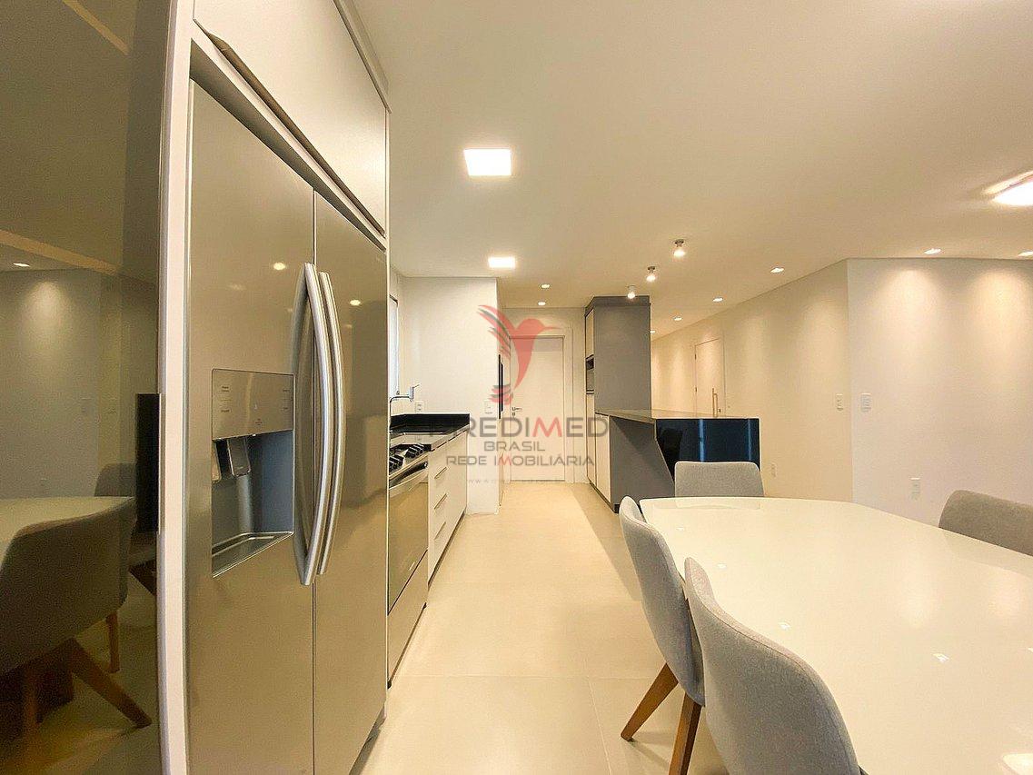 Apartamento em Balneário Piçarras 3 Suites, 2 Vagas,na Praia mobilado/decorado.Visita Mar - Balneário Piçarras - 