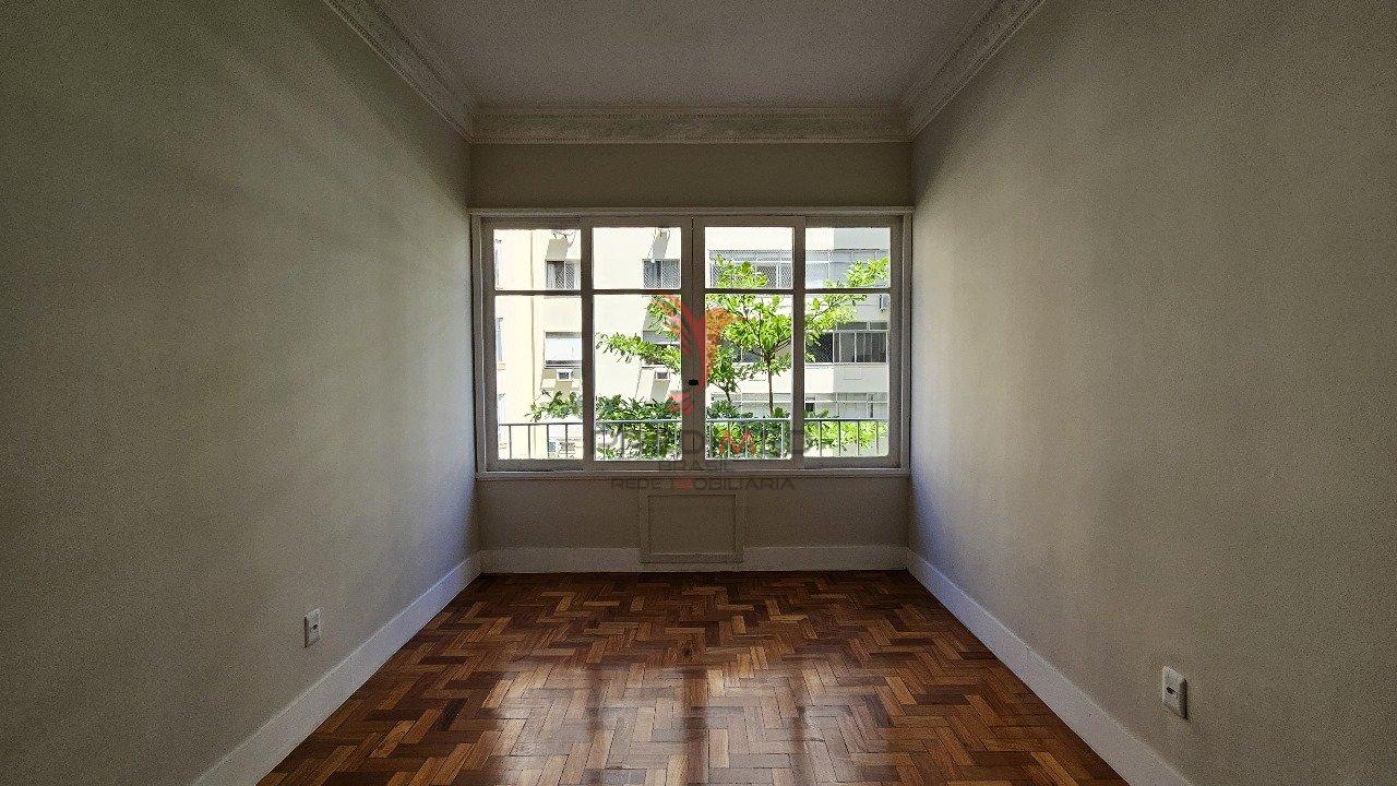 Apartamento Leme 3 quartos reformado espaçoso andar alto perto praias do Leme e Copacabana Rua Gustavo Sampaio Rio de Janeiro - 