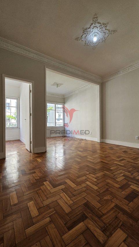 Apartamento Leme 3 quartos reformado espaçoso andar alto perto praias do Leme e Copacabana Rua Gustavo Sampaio Rio de Janeiro - 