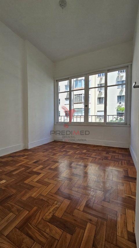 Apartamento Leme 3 quartos reformado espaçoso andar alto perto praias do Leme e Copacabana Rua Gustavo Sampaio Rio de Janeiro - 