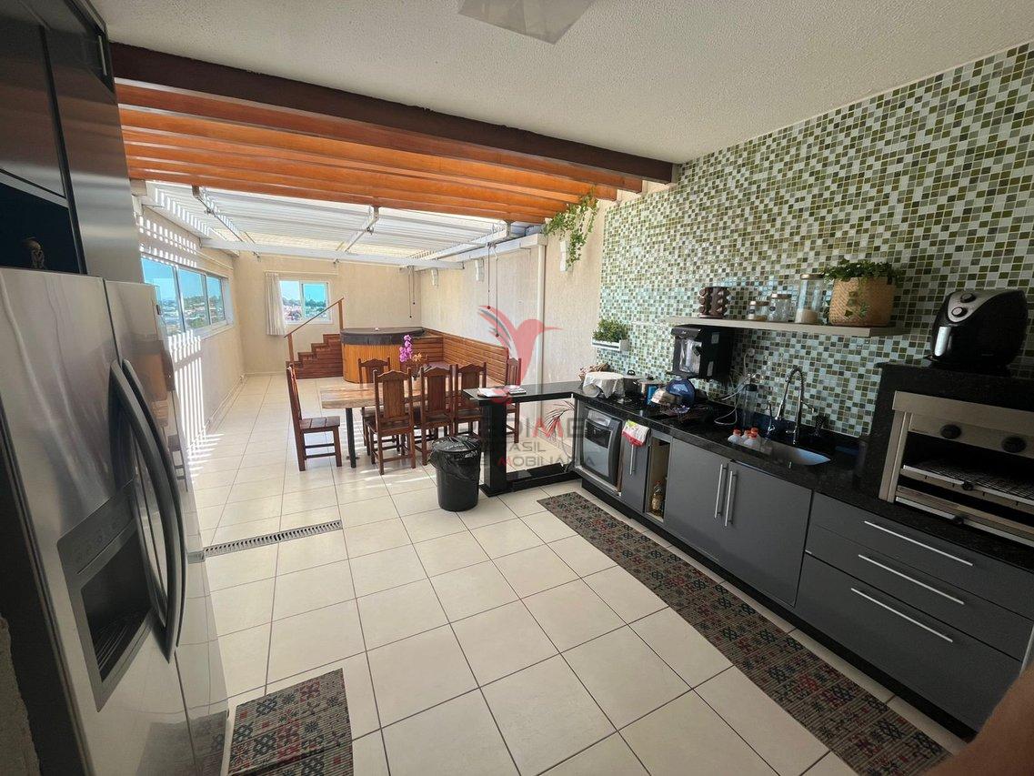 Magnífica Cobertura duplex em Rancho Fundo,ITÚ,com 3 Quartos , 4 Vagas, vista indevassável Rua Benevenuto Vieira Itu - 