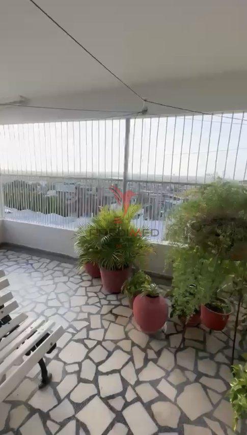 Vende-se casa com 4 Quartos,2 Suites, 2 Varandas , bela vista no centro da cidade Rua Telegrafista João Oscar João Pessoa - 