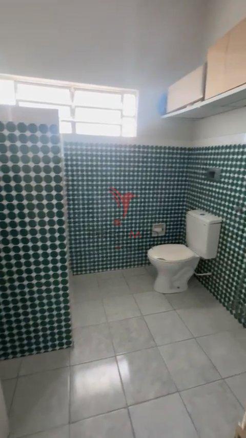 Vende-se casa com 4 Quartos,2 Suites, 2 Varandas , bela vista no centro da cidade Rua Telegrafista João Oscar João Pessoa - 