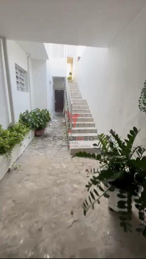 Vende-se casa com 4 Quartos,2 Suites, 2 Varandas , bela vista no centro da cidade Rua Telegrafista João Oscar João Pessoa - 
