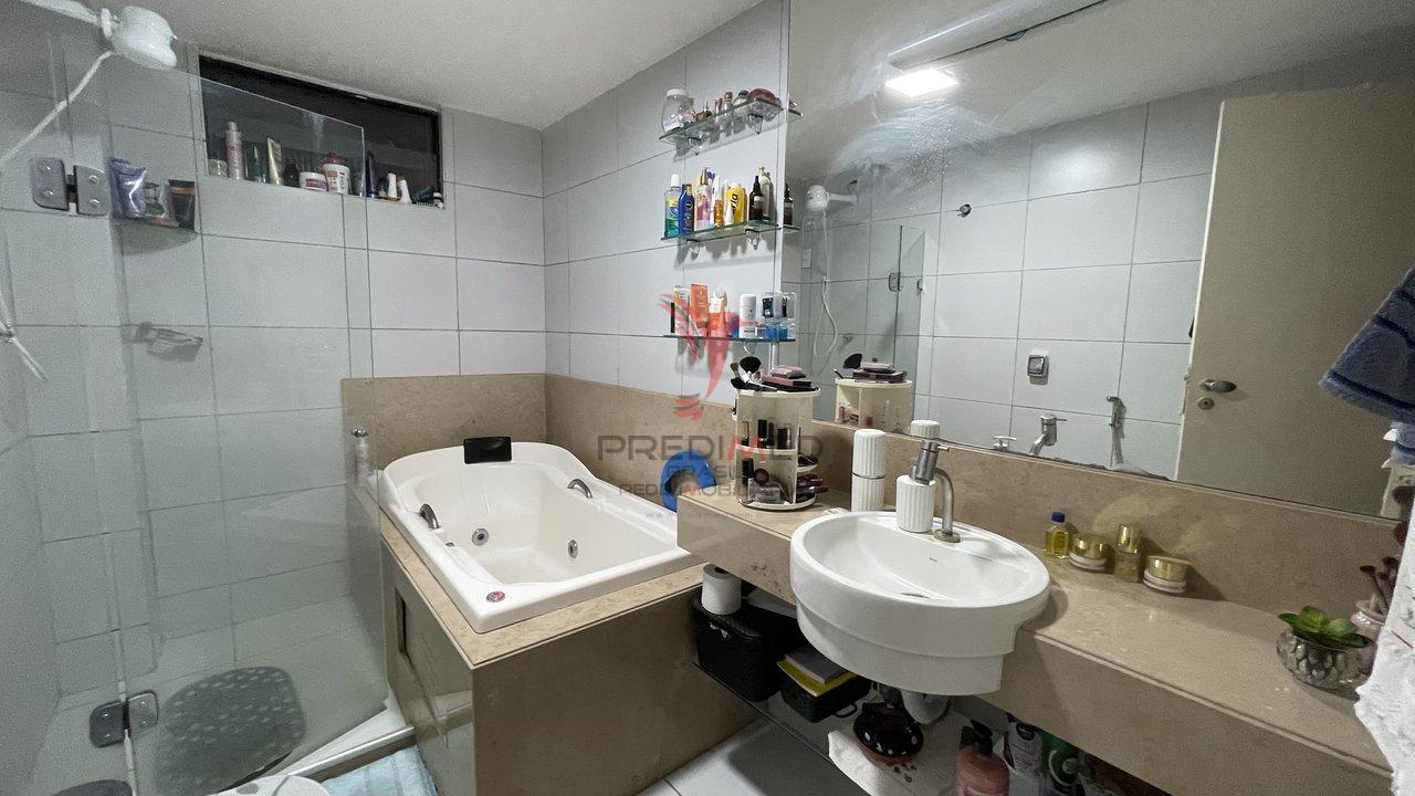 Oportunidade no Jardm Oceania. Apartamento com 218 mts², 5 Quartos, 2 Suites, 2 Vagas - João Pessoa - 