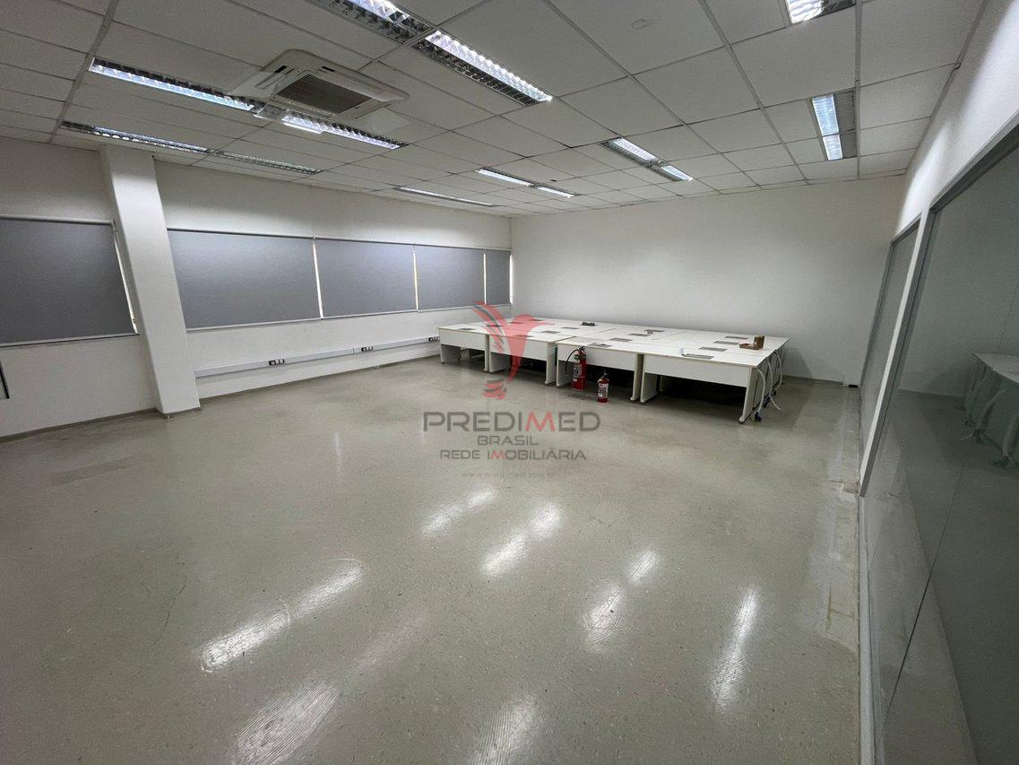 Vendo excelente Prédio COMERCIAL/INDUSTRIAL em condomínio fechado com total segurança 24 h Avenida Marginal Emicol Itu - 