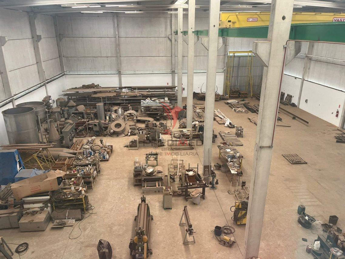 Vendo excelente GALPÃO INDUSTRIAL em condomínio fechado com total segurança 24 h Avenida Marginal Emicol Itu - 