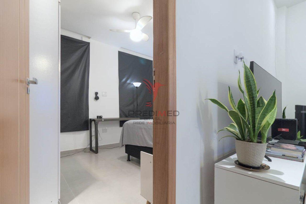 Botafogo 2 quartos mobiliado reformado piso porcelanato condomínio R$180,00 Rua Álvaro Ramos Rio de Janeiro - 