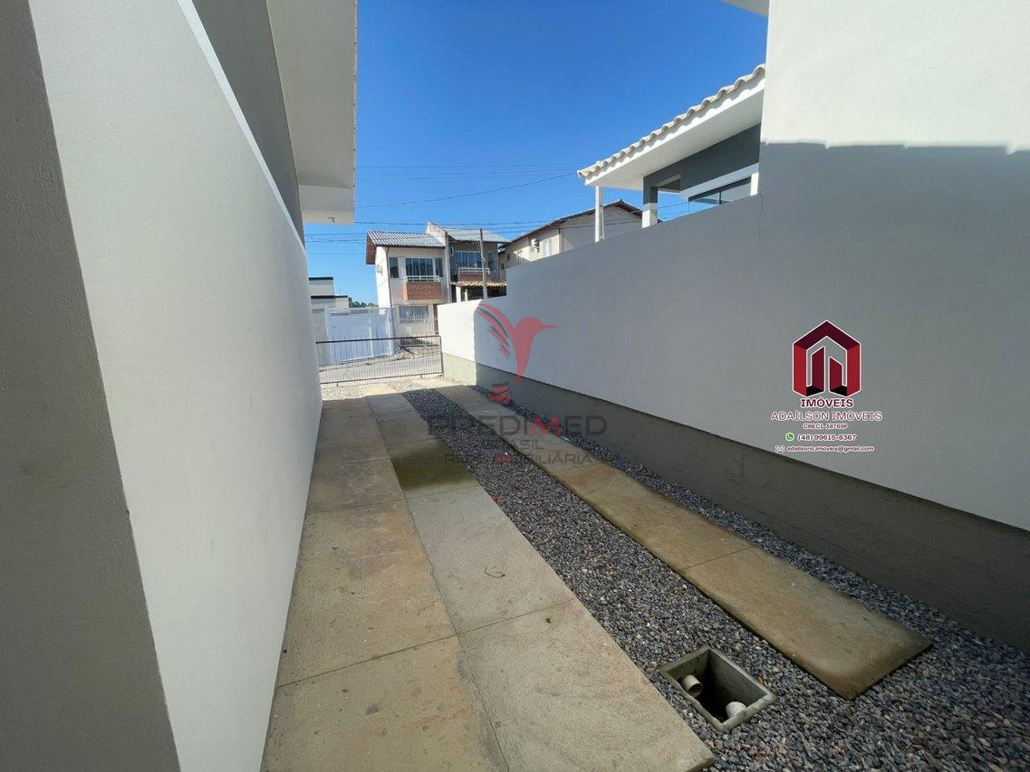 CASA DE ESQUINA 2 DORM UM SUITE PRONTA PRA MORAR! JARDINS 1 - PALHOÇA/SC Brasil Avenida Rainildes Weiss de Farias Palhoça - 