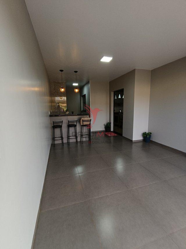 Casa mobiliada, aceita carro como parte do pagamento,Venha morar próximo ao laguinho - São Miguel do Iguaçu - 