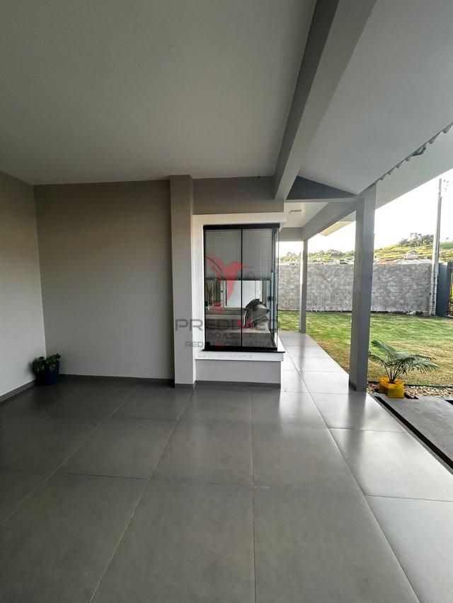 Casa mobiliada, aceita carro como parte do pagamento,Venha morar próximo ao laguinho - São Miguel do Iguaçu - 