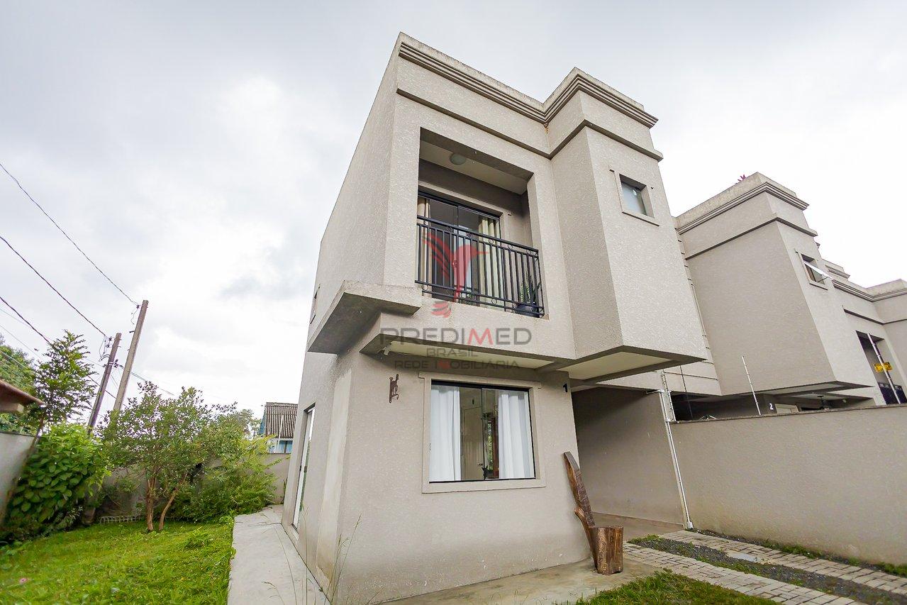Sobrado Semi Novo Triplex na Barreirinha Rua Manoel Aristides de Farias Curitiba - 