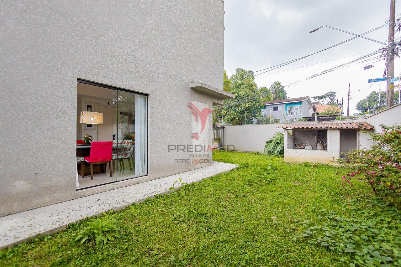 Sobrado Semi Novo Triplex na Barreirinha Rua Manoel Aristides de Farias Curitiba - 
