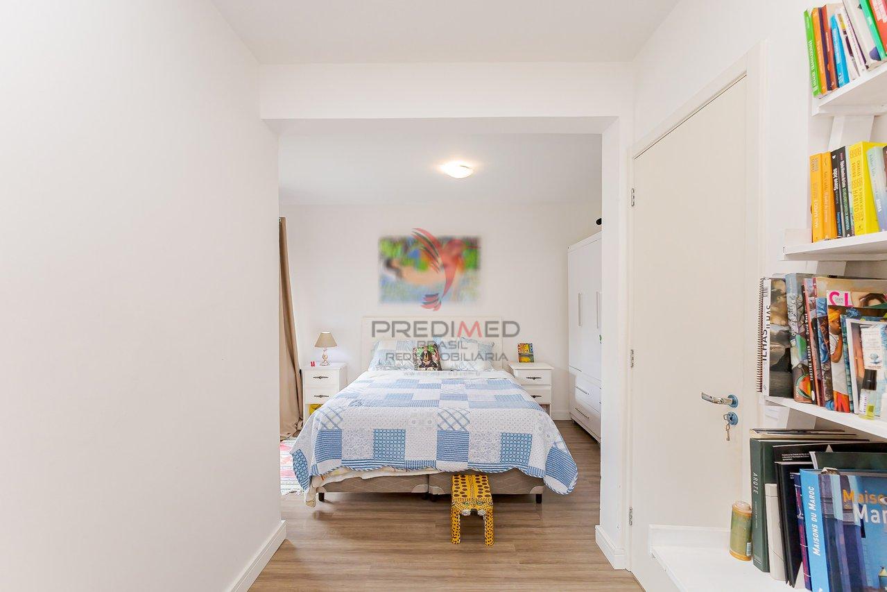 Sobrado Semi Novo Triplex na Barreirinha Rua Manoel Aristides de Farias Curitiba - 