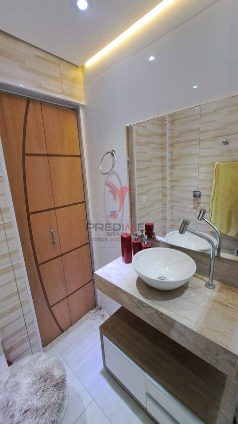Apartamento á venda em São Vicente,com vista para o mar excelente localização Avenida Presidente Getúlio Vargas São Vicente - 