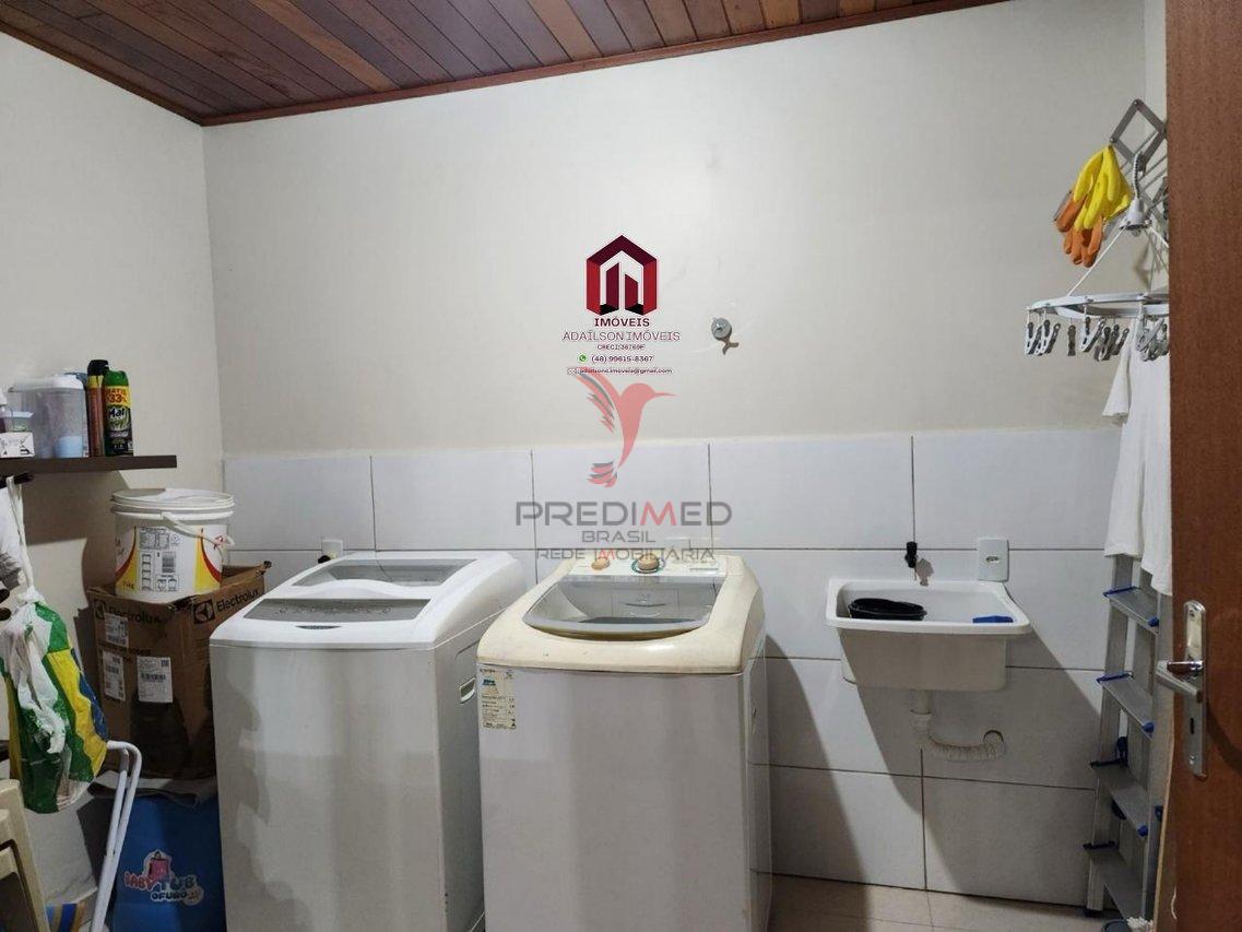 Casa à venda com 03 dormitórios em condomínio na Praia de Fora Palhoça SC Brasil Samuel Rua Arcanjo Cândido da Silva Palhoça - 