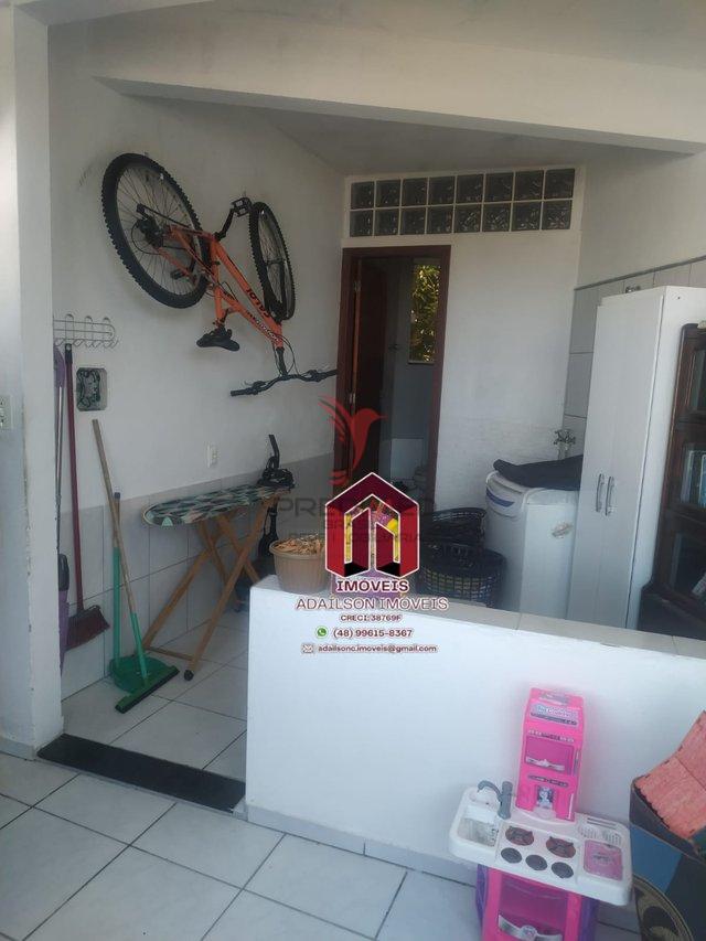 Casa a venda, com terreno grande no bairro Jardim Atlântico – Florianópolis - SC Rua Coronel Caetano Costa Florianópolis - 