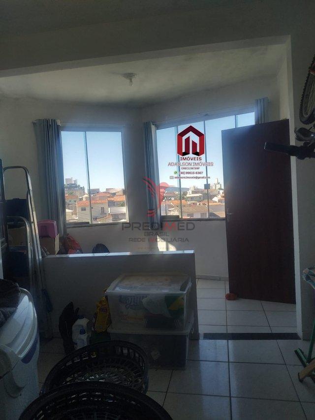 Casa a venda, com terreno grande no bairro Jardim Atlântico – Florianópolis - SC Rua Coronel Caetano Costa Florianópolis - 