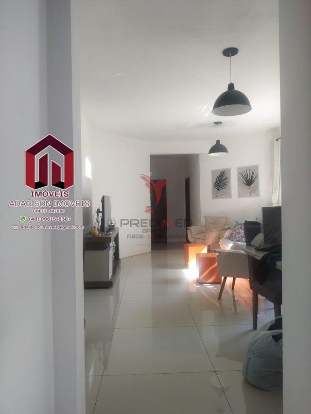 Casa a venda, com terreno grande no bairro Jardim Atlântico – Florianópolis - SC Rua Coronel Caetano Costa Florianópolis - 