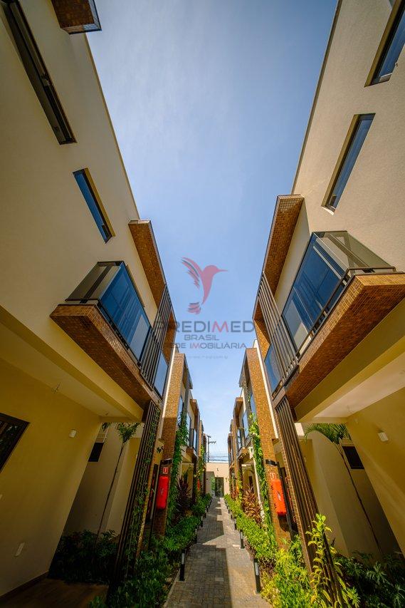 Casa à venda na Praia de Ponta de Campina - Cabedelo - 