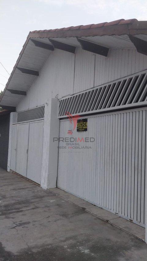 Casa de 3 Quartos, 2 Suites, churrasqueira, no Bairro Jardim Rony, Guaratinguetá - Guaratinguetá - 