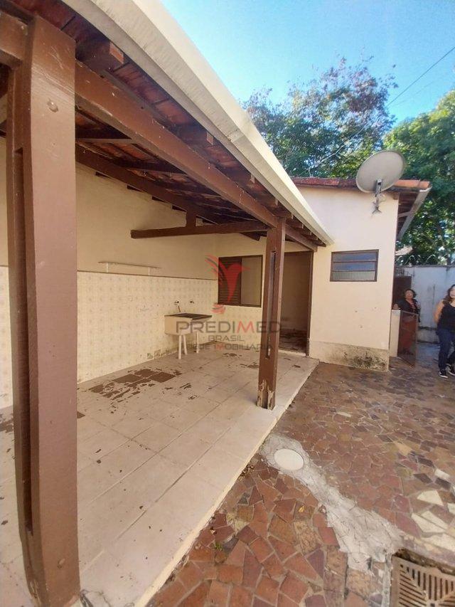 Casa de 3 Quartos, 2 Suites, churrasqueira, no Bairro Jardim Rony, Guaratinguetá - Guaratinguetá - 