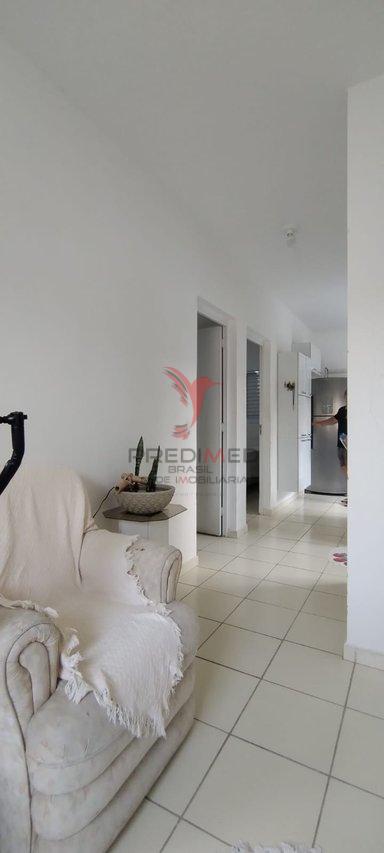 Casa com espaço externo com cobertura , garagem, em Guaratinguetá - Guaratinguetá - 