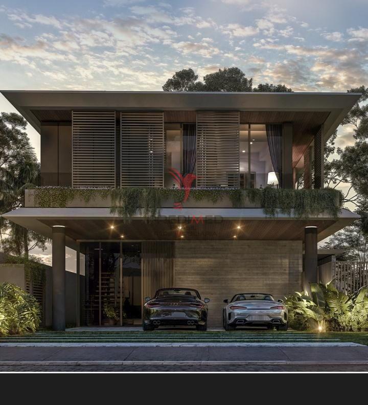 Magnífica Casa com 4 Suites, Jardim Suspenso, Piscina, 4 Vagas de Garagem,em Porto Belo - Porto Belo - 