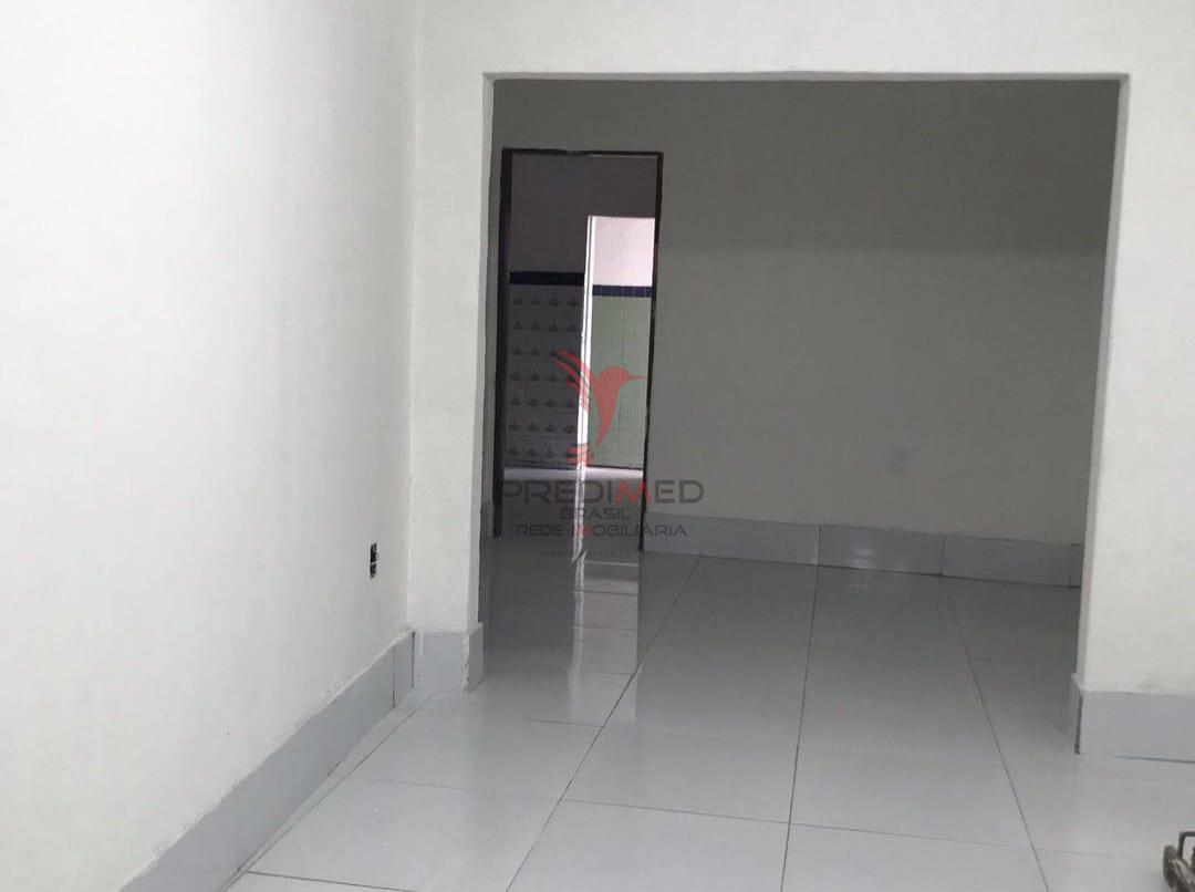 Casa solta com 3 Quartos, terraço , garagem para 3 Carros , no Bairro do Cristo Redentor Rua dos milagre  João Pessoa - 