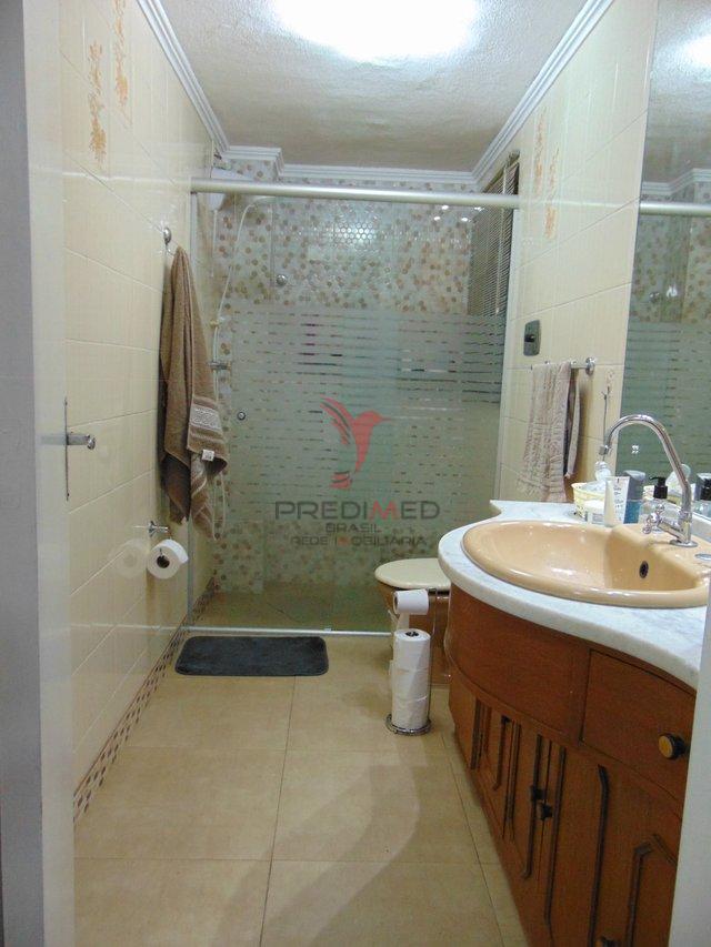 APARTAMENTO em Pelotas, zona NORTE, PRÓXIMO DA PADARIA ESTORIL, IMPECÁVEL, PRONTO A MORAR - Pelotas - 