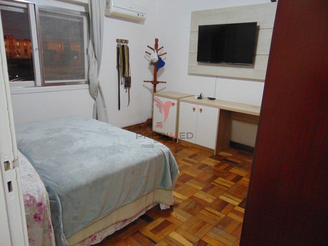 APARTAMENTO em Pelotas, zona NORTE, PRÓXIMO DA PADARIA ESTORIL, IMPECÁVEL, PRONTO A MORAR - Pelotas - 