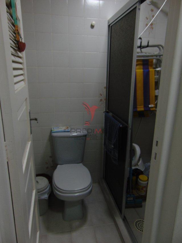 APARTAMENTO em Pelotas, zona NORTE, PRÓXIMO DA PADARIA ESTORIL, IMPECÁVEL, PRONTO A MORAR - Pelotas - 