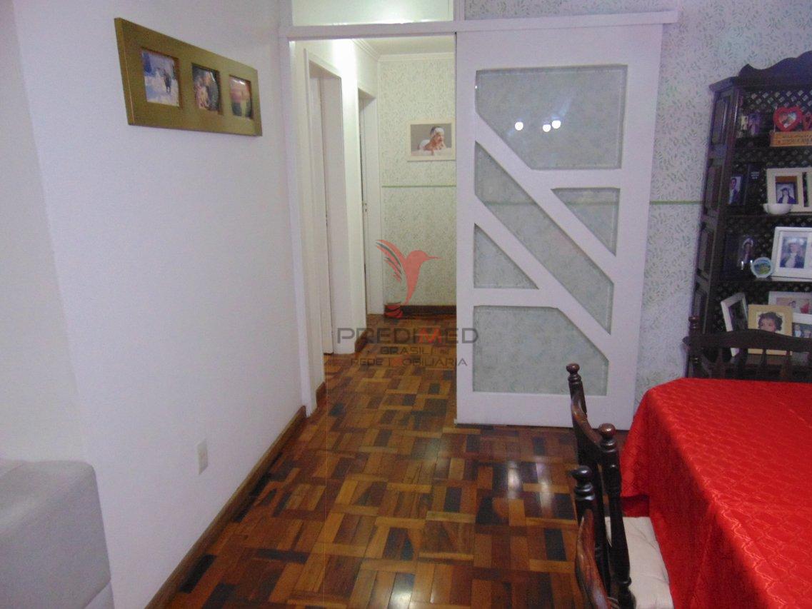APARTAMENTO em Pelotas, zona NORTE, PRÓXIMO DA PADARIA ESTORIL, IMPECÁVEL, PRONTO A MORAR - Pelotas - 