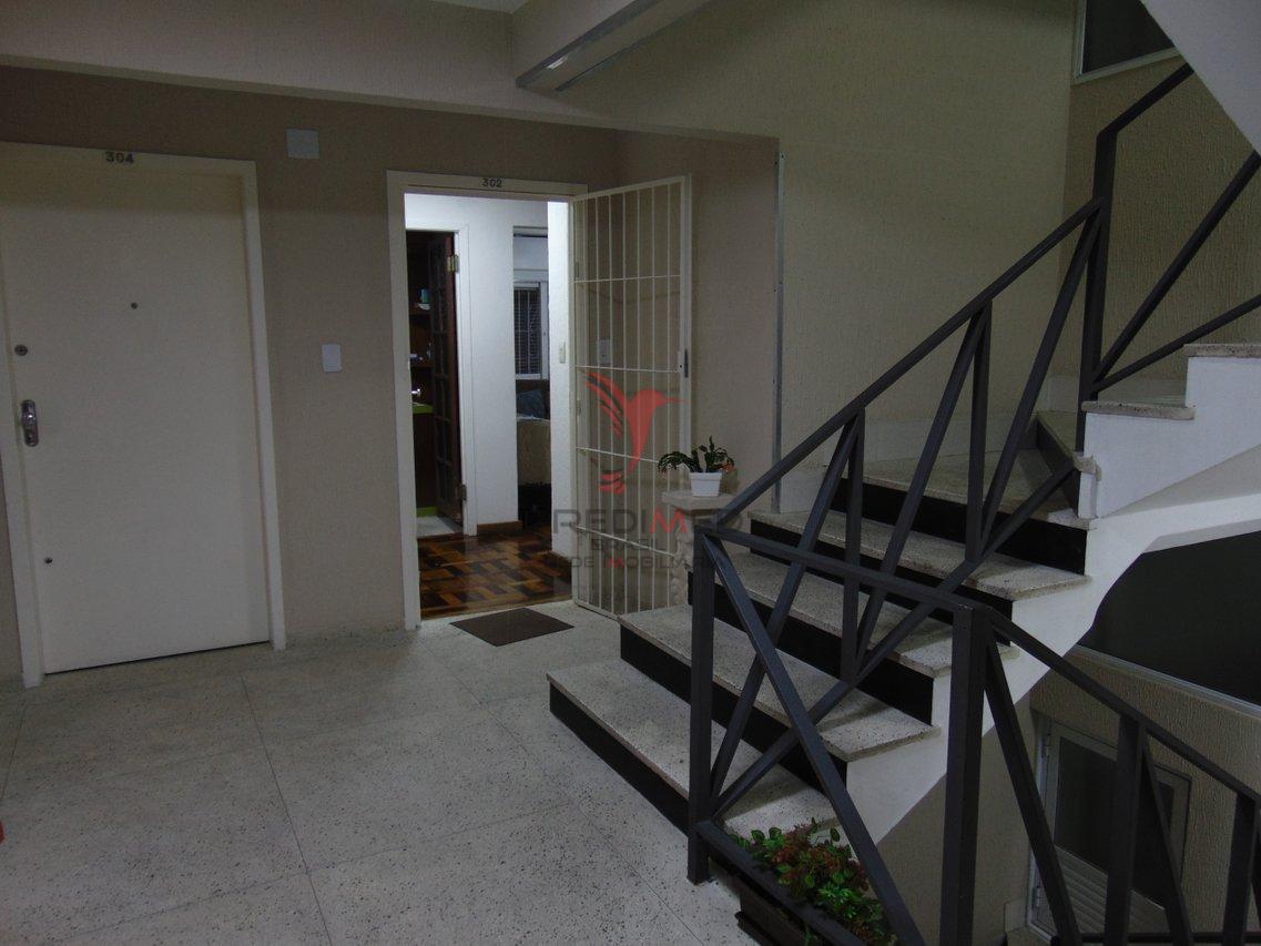 APARTAMENTO em Pelotas, zona NORTE, PRÓXIMO DA PADARIA ESTORIL, IMPECÁVEL, PRONTO A MORAR - Pelotas - 