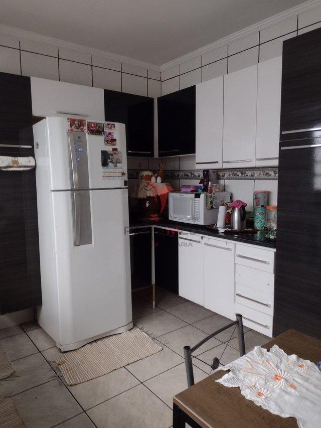 Casa com 05 dormitórios, 4 banheiros no Bom Jesus III, na Cidade de Rio das Pedras - Rio das Pedras - 