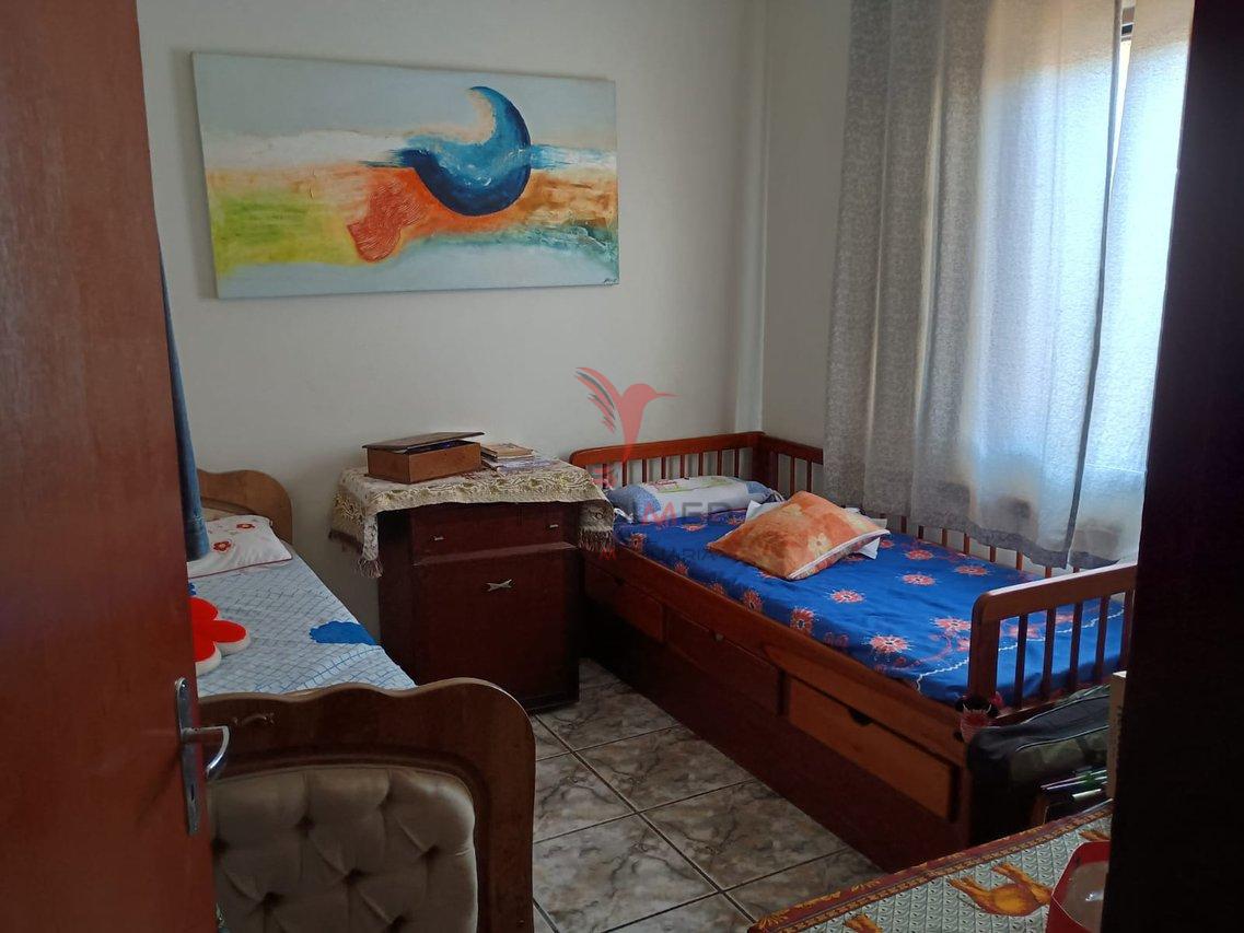 Casa com 05 dormitórios, 4 banheiros no Bom Jesus III, na Cidade de Rio das Pedras - Rio das Pedras - 