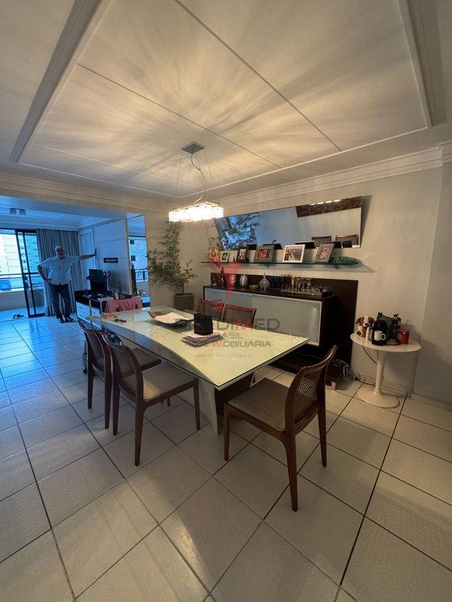 Apartamento alto padrão com 3 Suites, 2 Vagas,, em Manaíra na Av. Umbuzeiro. João Pessoa Avenida Umbuzeiro João Pessoa - 