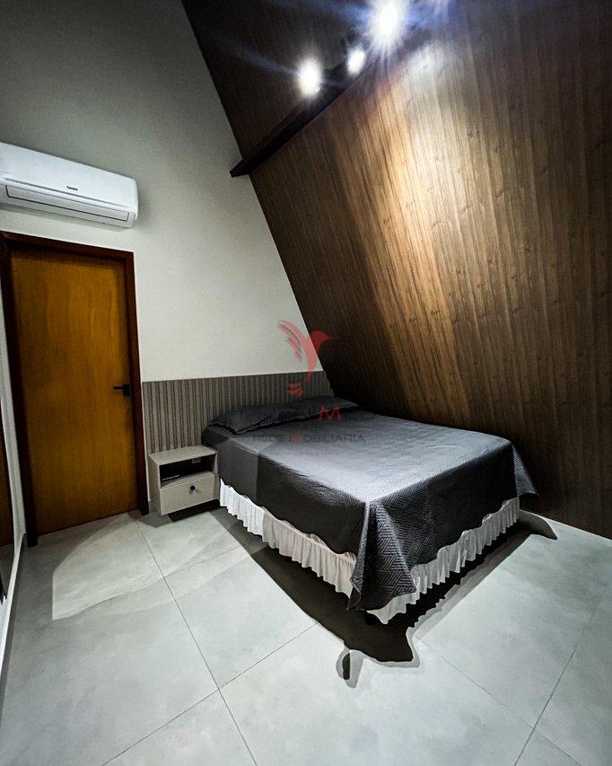 Casa na Serra em Condomínio Fechado com 3 suítes todos Mobiliado e Equipado  BANANEIRAS - 
