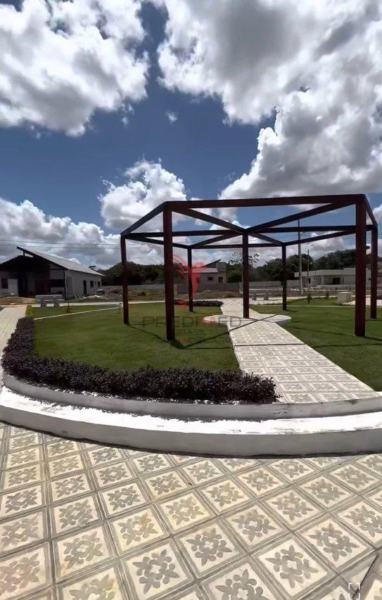 Casa na Serra em Condomínio Fechado com 3 suítes todos Mobiliado e Equipado  BANANEIRAS - 