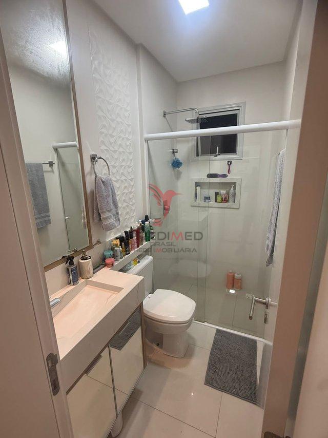 Apartamento mobiliado e decorado , aceita casa de alto padrão em Tijucas na negociação 262 Itapema - 