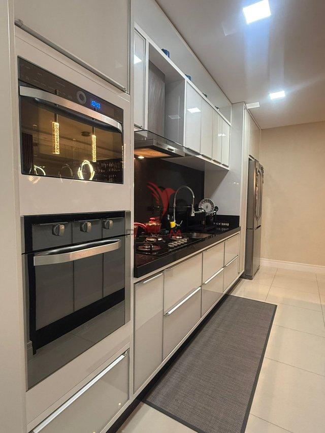 Apartamento mobiliado e decorado , aceita casa de alto padrão em Tijucas na negociação 262 Itapema - 
