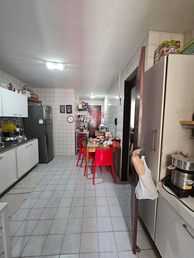 Apartamento de 3 Quartos, em Tambaú a 400m da orla. Varanda Rua Helena Meira Lima João Pessoa - 