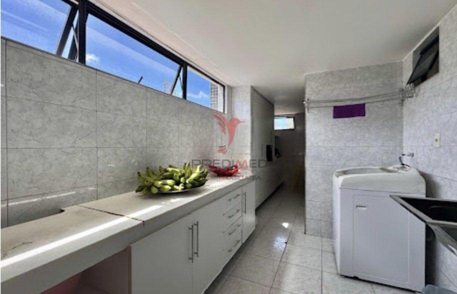 Apartamento de 3 Suites, 2 Varandas, Maravilhoso no bairro de Tambaú a 300m da Praia  João Pessoa - 