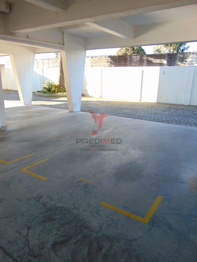 Venda: Apto 2 Quartos, Garagem, Elevador. Ficam Móveis da Cozinha, Banheiro e Quarto  Pelotas - 