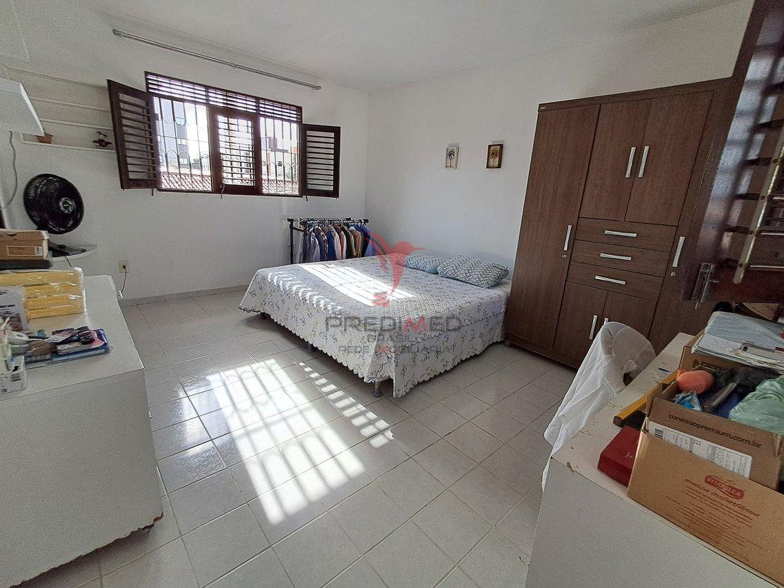 Casa Maravilhosa com 800m² com 5 suítes + DCE, Piscina, Espaço goumet + Churrasqueira  João Pessoa - 