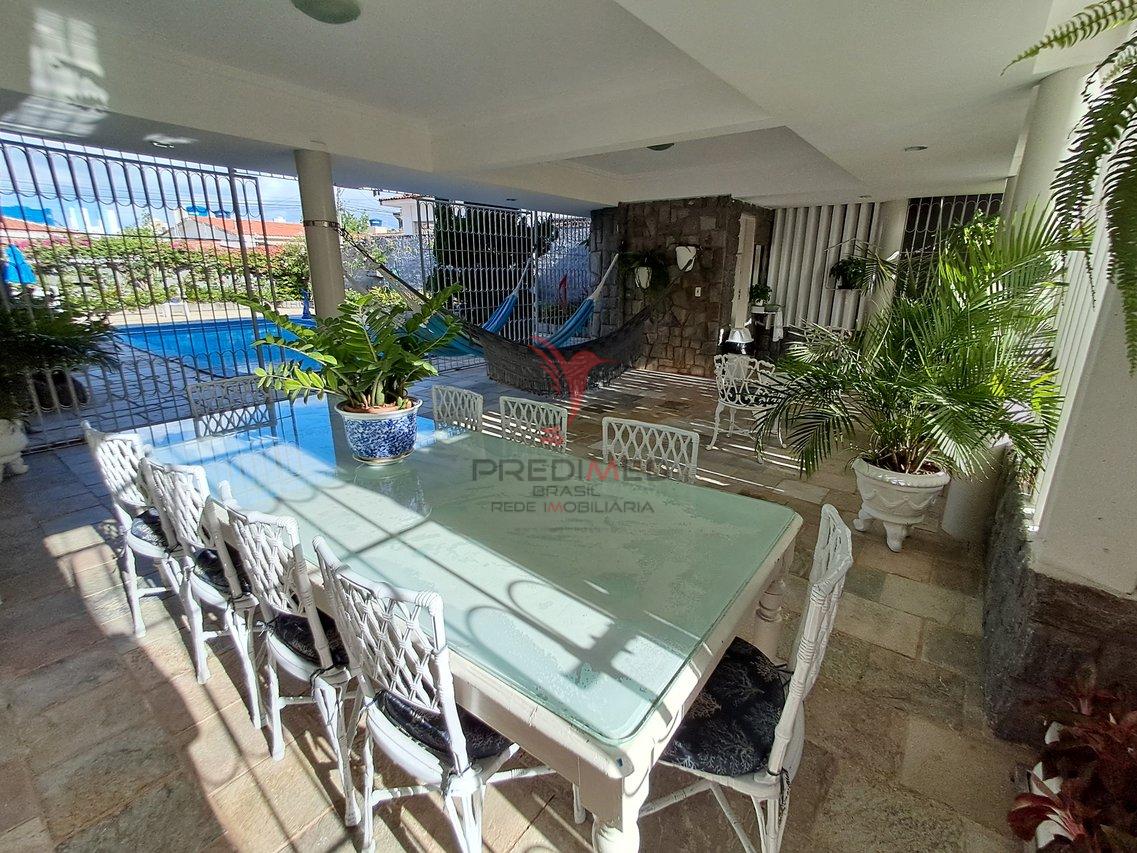 Casa Maravilhosa com 800m² com 5 suítes + DCE, Piscina, Espaço goumet + Churrasqueira  João Pessoa - 
