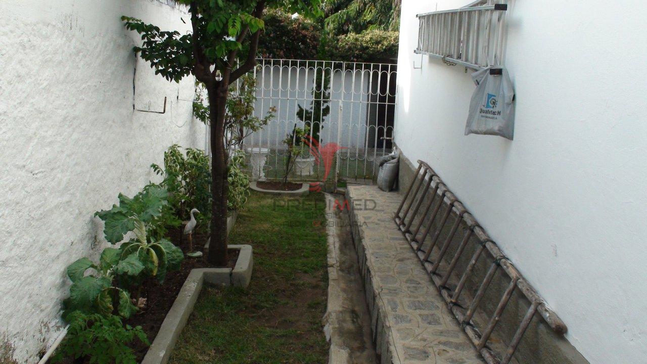 Casa Maravilhosa com 800m² com 5 suítes + DCE, Piscina, Espaço goumet + Churrasqueira  João Pessoa - 