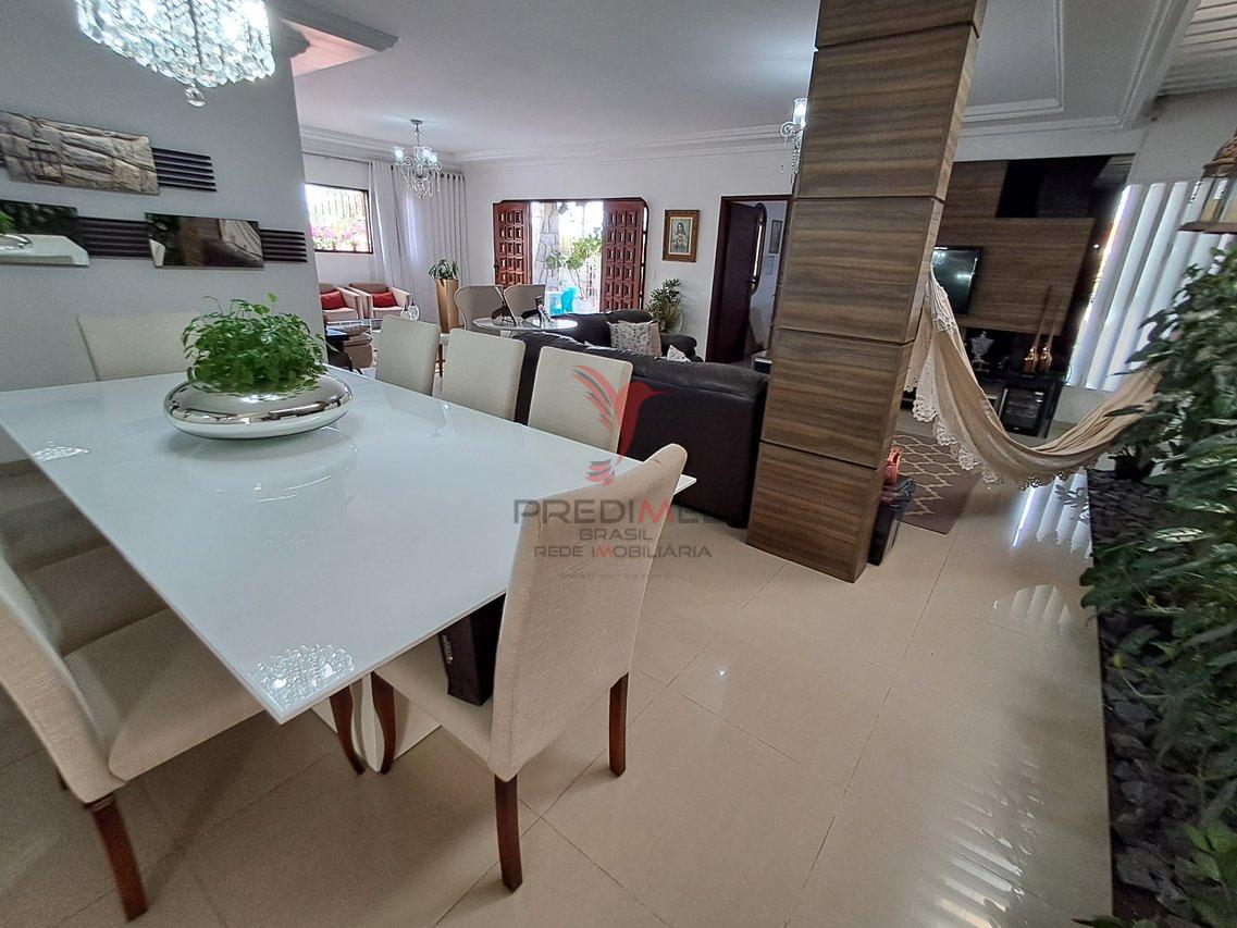 Casa Maravilhosa com 800m² com 5 suítes + DCE, Piscina, Espaço goumet + Churrasqueira  João Pessoa - 