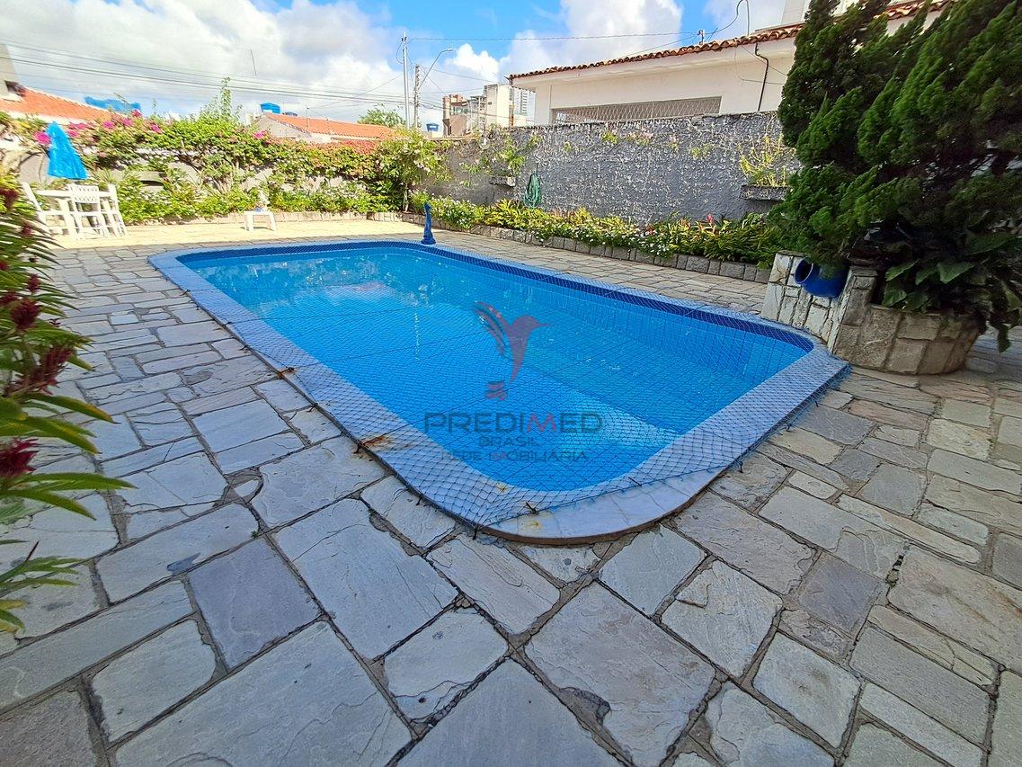 Casa Maravilhosa com 800m² com 5 suítes + DCE, Piscina, Espaço goumet + Churrasqueira  João Pessoa - 